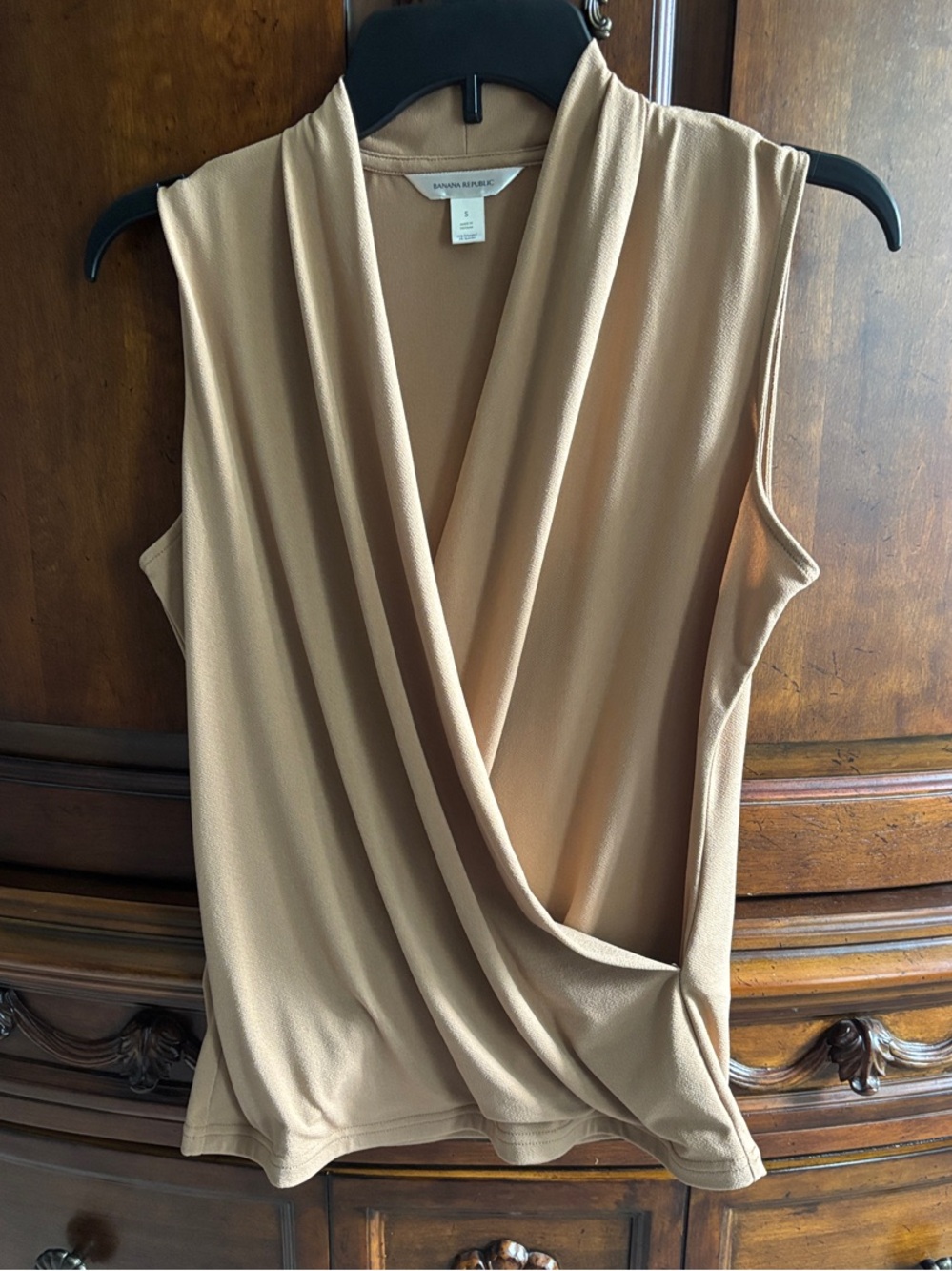 Banana Republic Sleeveless Draped Camisole in Camel